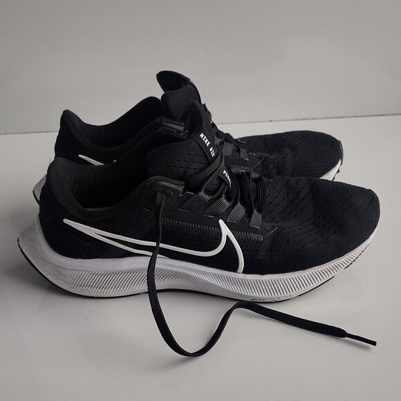 Nike Women’s Black Air Zoom Pegasus 38 Running Shoes Sneakers CW7358-002 Size 7 - Picture 1 of 7